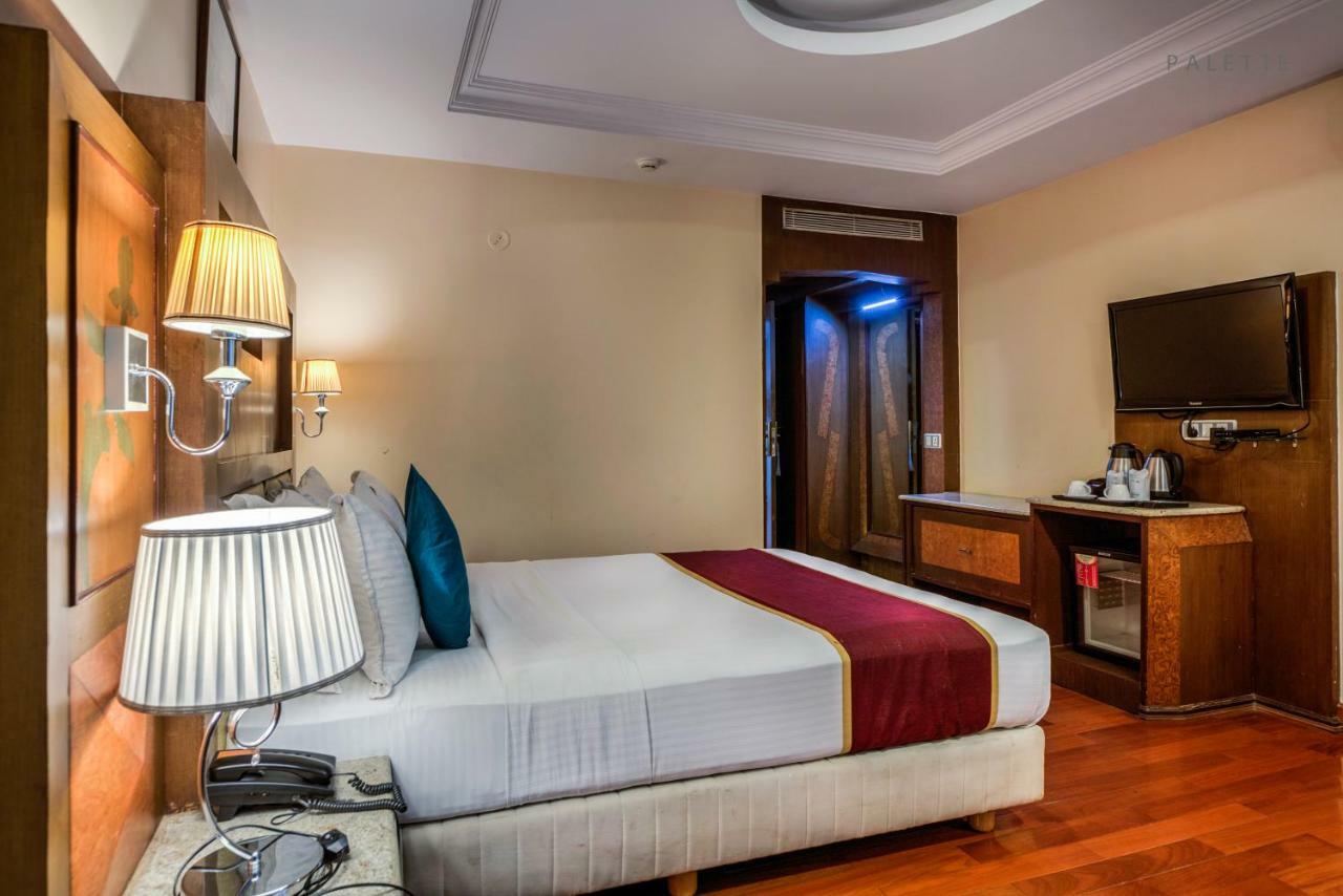 Golden Metro Hotel Bangalore Eksteriør billede