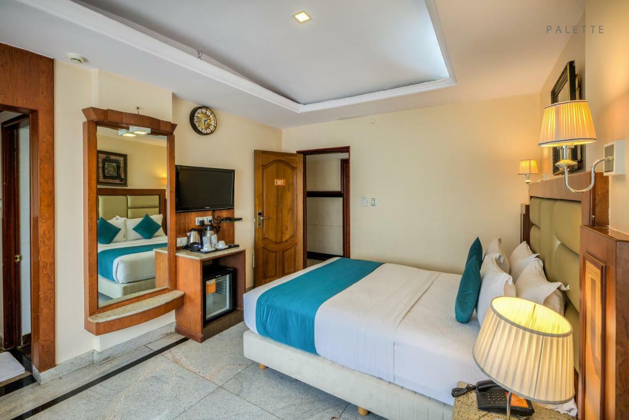 Golden Metro Hotel Bangalore Eksteriør billede