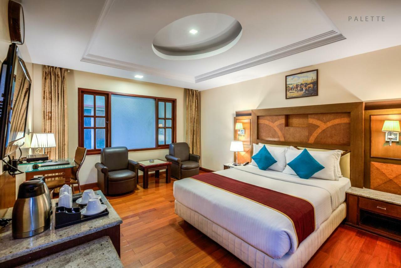 Golden Metro Hotel Bangalore Eksteriør billede