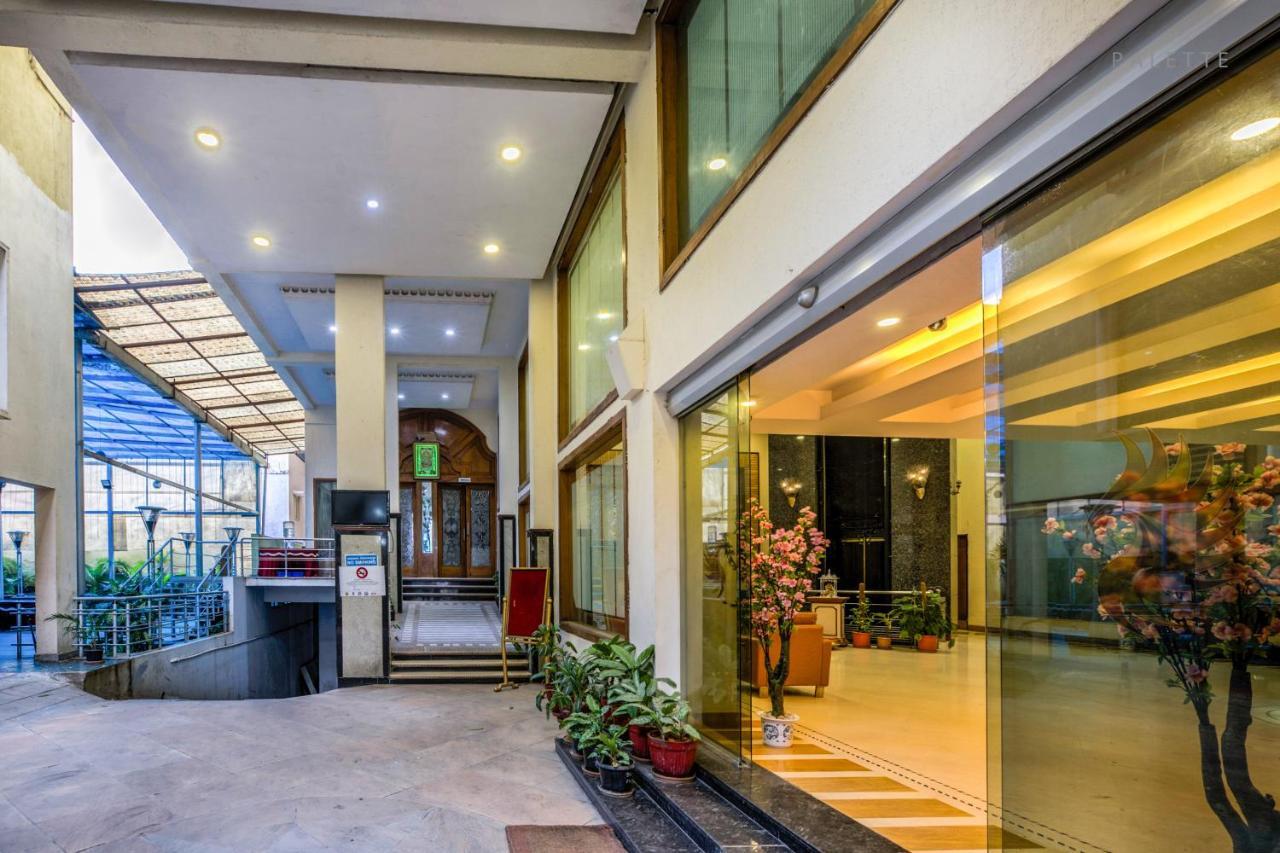 Golden Metro Hotel Bangalore Eksteriør billede
