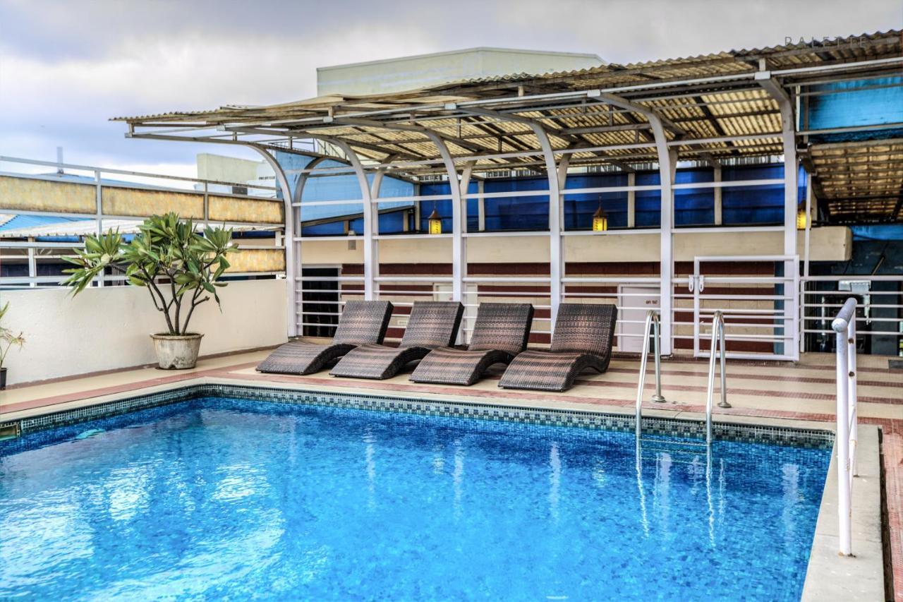 Golden Metro Hotel Bangalore Eksteriør billede